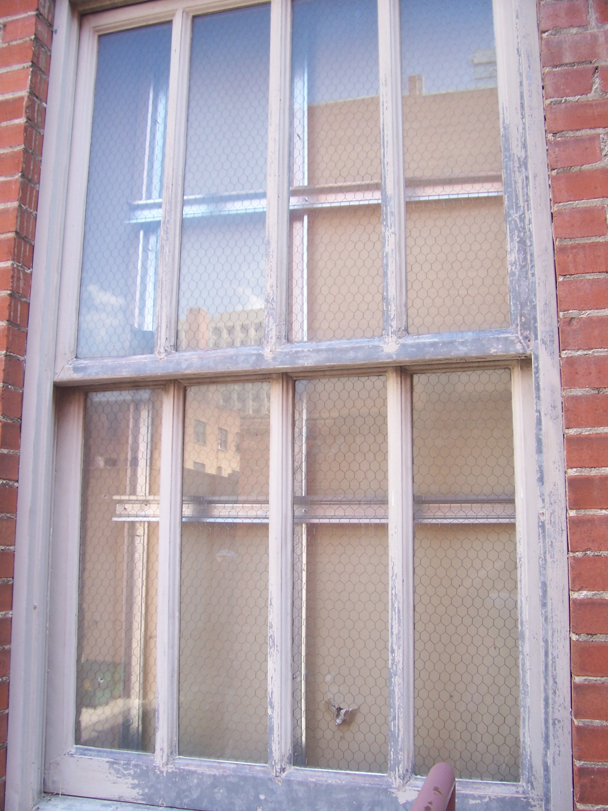 Window Derails Windows That Lie | IRONSandLADDERS.com